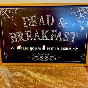 Halloween Decor